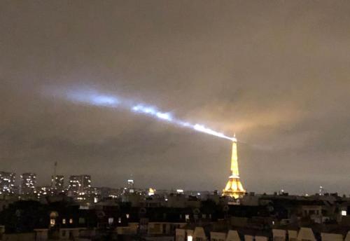 Photo de la galerie de l'établissement Studio parc expo, porte de Versailles, Tour Eiffel, à Paris
