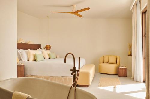Ruang duduk di La Zambra Resort Mijas - Marbella - The Unbound Collection by Hyatt