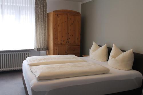 Katil atau katil-katil dalam bilik di Mittelrhein Pension