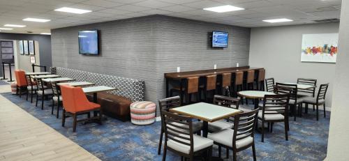 Posezení v ubytování Quality Inn Richmond North