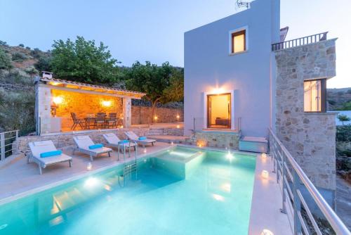 Πισίνα στο ή κοντά στο Le Stelle Villa