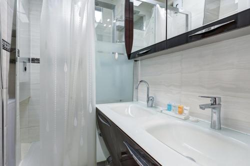 Photo de la galerie de l'établissement 673 Suite Richard - Superb apartment in Paris, à Paris