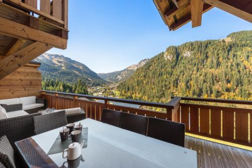Etringa 8 - Chalet Mitoyen - BO Immobilier - Reduced prices on ski passes Châtel & Portes du Soleil