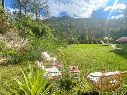 Afbeelding uit fotogalerij van Resort El Paraíso Secreto in Miller