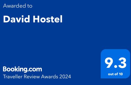 David Hostelに飾ってある許可証、賞状、看板またはその他の書類