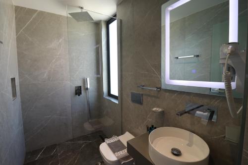 Gallery image of Adele Hotel Ksamil in Ksamil