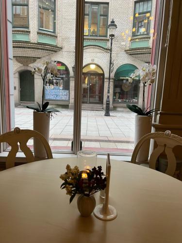 Restoran või mõni muu söögikoht majutusasutuses Hotell Stadsparken