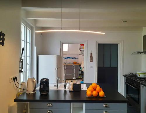 Köök või kööginurk majutusasutuses Les Hirondelles Archiac