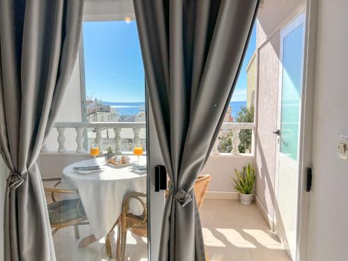Apartment Holiday Makarska