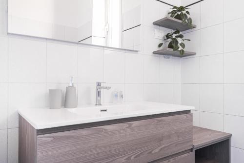 Easylife - Milano - Redi 7 - Buenos Aires