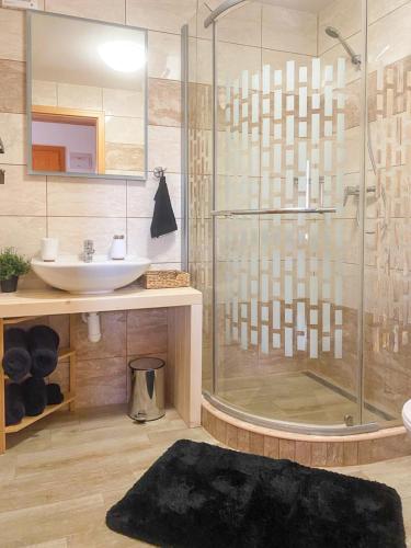 Un baño de Farma Holý Vrch
