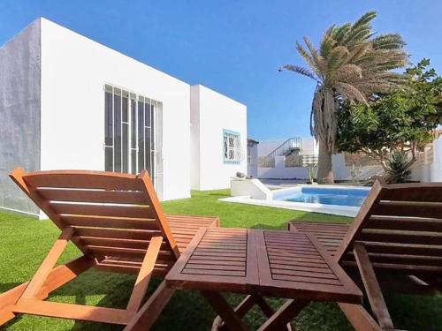 Villa in Fuerteventura with Ocean Views