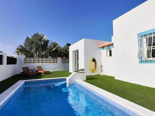 Villa in Fuerteventura with Ocean Views