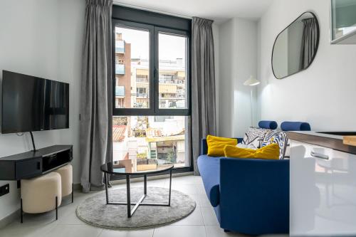 Modern Wave Escape apartment with private parking and rooftop pool BY NAMASTE ELITE