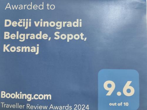 Un certificat, premiu, logo sau alt document afișat la Dečiji vinogradi Belgrade, Sopot, Kosmaj