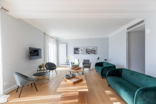iFlat Bright and Modern Flat near the Pantheon
