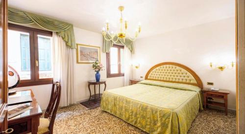 Antica Casa Carettoni Image