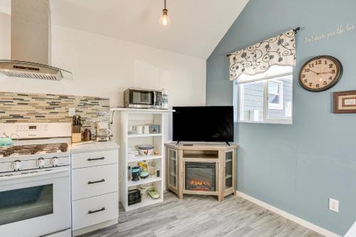 Η κουζίνα ή μικρή κουζίνα στο Cozy Springfield Studio about 7 Mi to Downtown Eugene