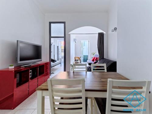 Sookies Nice , Hyper Central+AirConditioner