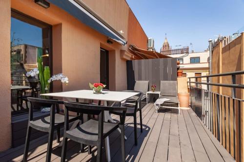 The Collection Barcelona - 3-bedroom penthouse with terrace in Eixample