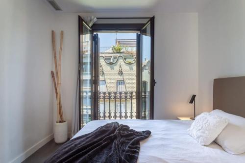The Collection Barcelona - 3-bedroom penthouse with terrace in Eixample