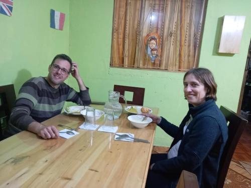 Επισκέπτες που μένουν στο Hostal the backpackers