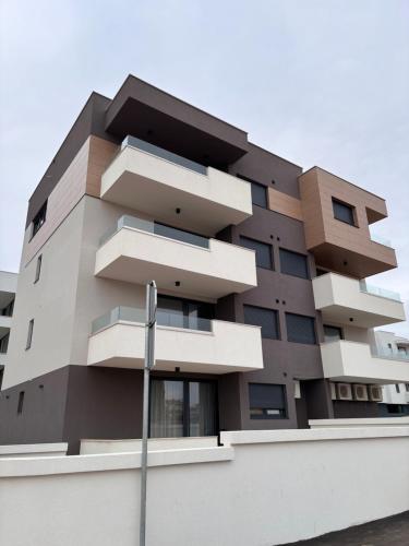 Karmen Luxury Apartments Borik