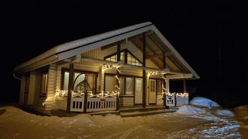 Villa Aurora, Himos semasa musim sejuk