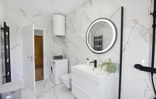 Apartments with parking space Valica, Umag - 22453