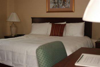 Gallery image of Maron Hotel & Suites in Danbury