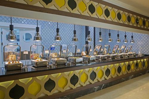 Lounge nebo bar v ubytování Litore Resort Hotel & Spa - Ultra All Inclusive