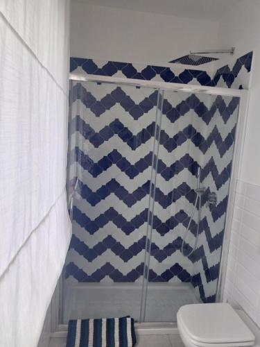 Un baño de Mariella's home