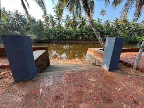 Foto dalla galleria di Harsha's Shambhavi River View Homestay a Mūlki