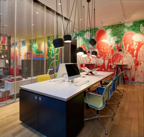 citizenM Austin Downtown Image