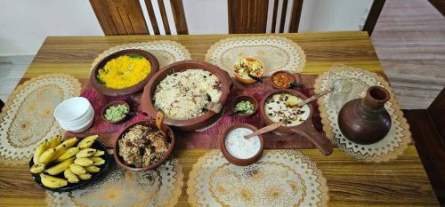 Mad i den private indkvartering eller i nærheden