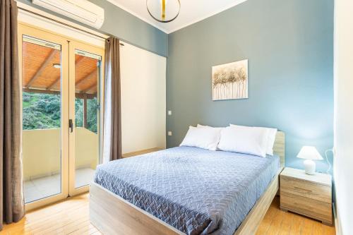 Легло или легла в стая в kallia's lux apt with sea view & cool jacuzzi