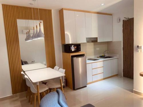 Kuhinja oz. manjša kuhinja v nastanitvi Apartment in Kota Kinabalu @ The Shore