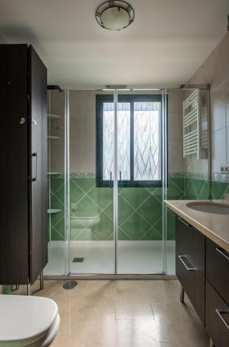 1 Penthouse golf & pool view in Duquesa Manilva