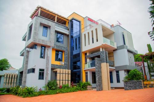 a building with many different colored at ANINY HOTEL in Dar es Salaam