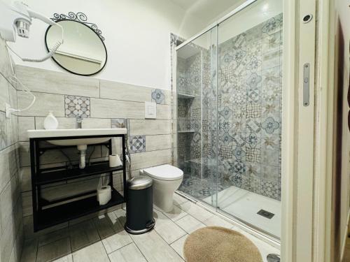 Ένα μπάνιο στο Hostel Mancini Naples