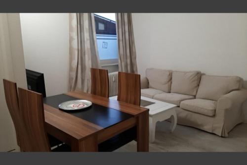 Apartment 41 Citynah, Bad extern, einfache Ausstattung tesisinde bir oturma alanı