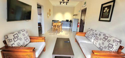 Number 7, 2nd floor, Pebble Bay Apartments with Garden View