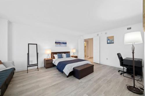 Katil atau katil-katil dalam bilik di 2BR 3BA Condo between Hard Rock and Ocean Casino