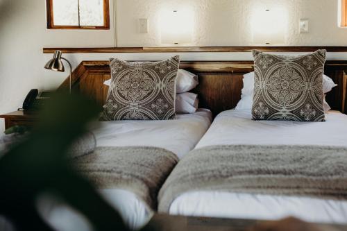 Кровать или кровати в номере Mopane Bush Lodge