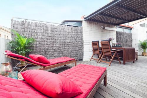 My Space Emirates - Park Güell Triplex with Private Terrace