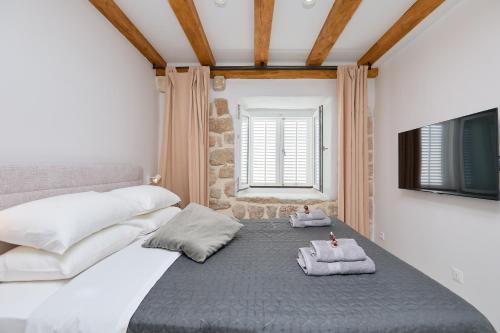 Studio Iza Grada