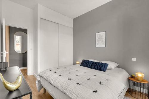 Posteľ alebo postele v izbe v ubytovaní ღ Le Lormian - Design & Confortable - Capitole