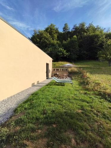 Photo de la galerie de l'établissement Maisonnette entre lac et Morgon, à Pontis