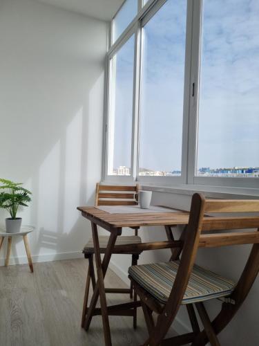 Beach Apartment w/Ocean view