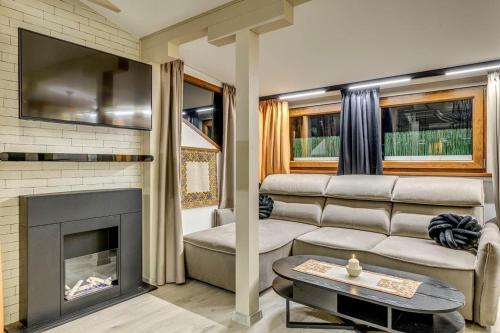 Top 5 - Loft - Top Location - Designer Interior